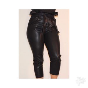 Faux Leather Capri Pants 